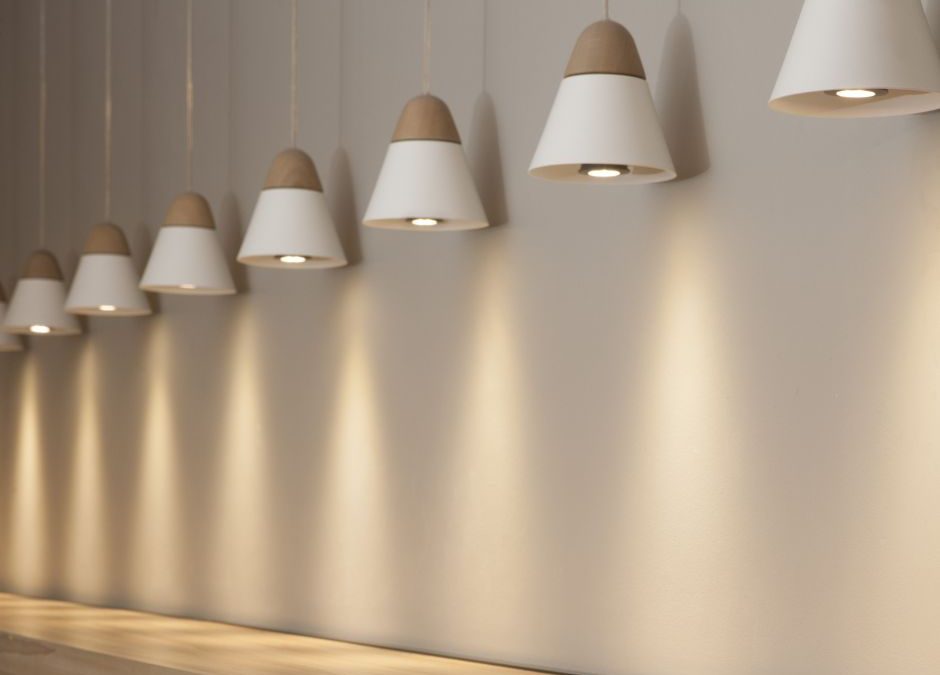 Las últimas tendencias en sistemas de iluminación, incluyendo tecnología LED y automatización.