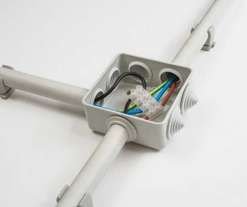 MOAMAD (4) cortocircuitos en canalizaciones eléctricas