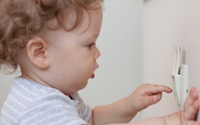 Los riesgos de la electricidad y cómo prevenir accidentes eléctricos en el hogar